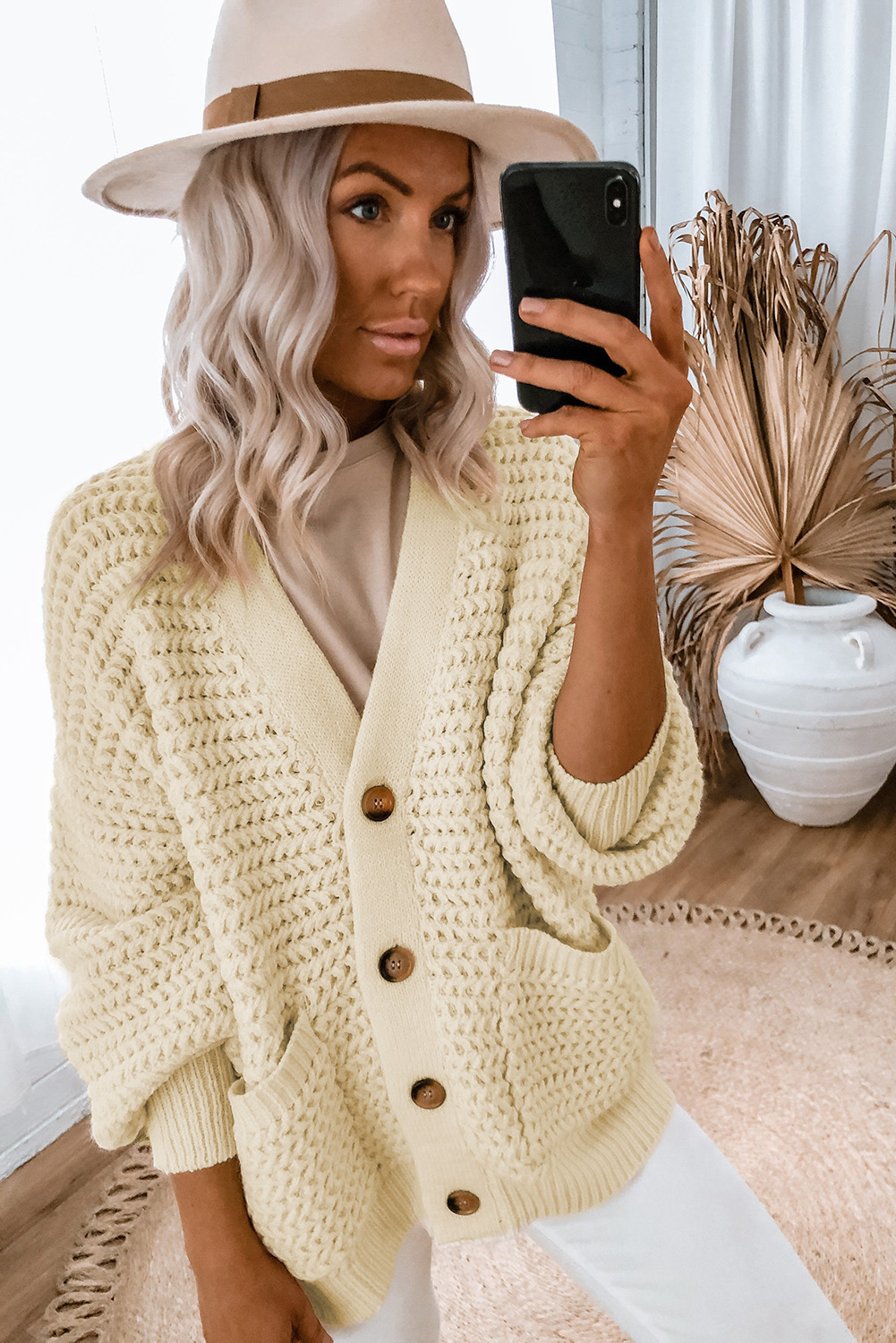 Beige Chunky Textured Knit Pocketed V Neck Cardigan арт.1882338 - купить в  Кемерово